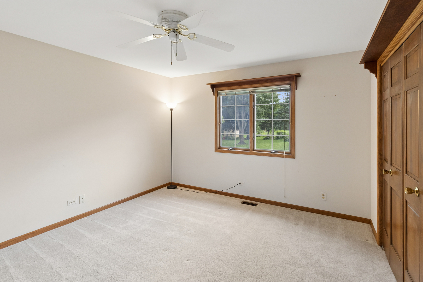 609 Claire Lane Property Photo 13