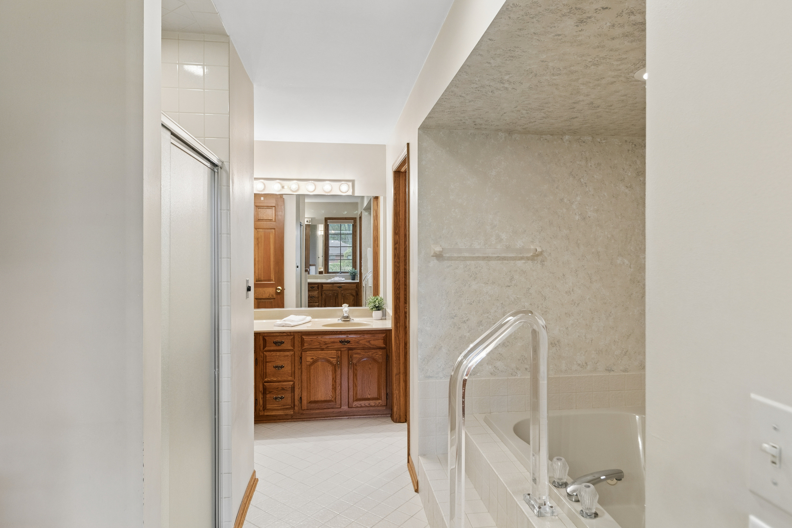 609 Claire Lane Property Photo 16