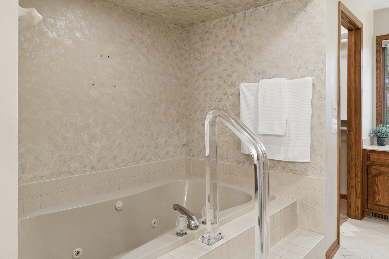 609 Claire Lane Property Photo 17
