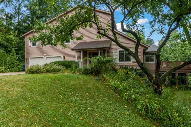 8351 Snaresbrook Road Property Photo 13