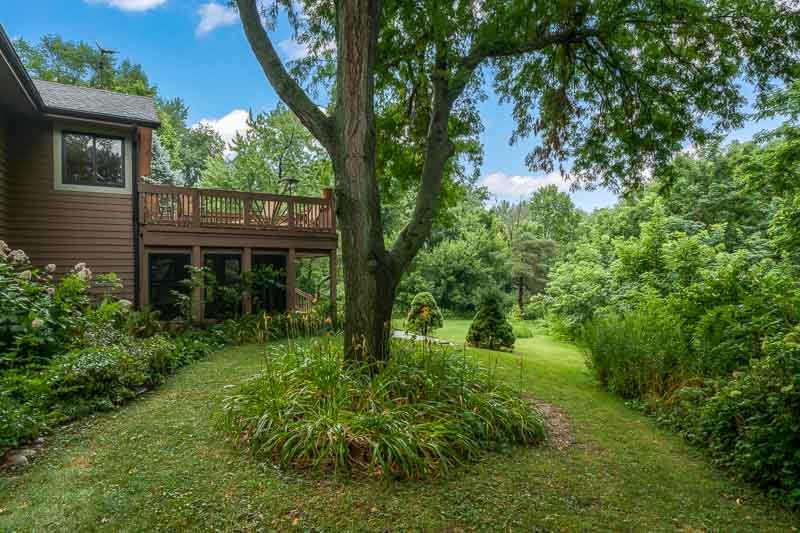 8351 Snaresbrook Road Property Photo 18