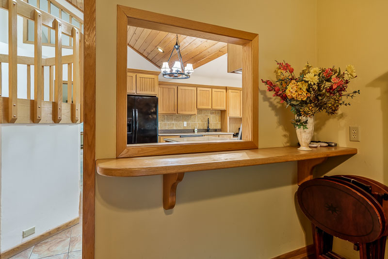8351 Snaresbrook Road Property Photo 26