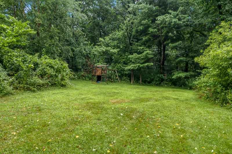 8351 Snaresbrook Road Property Photo 33