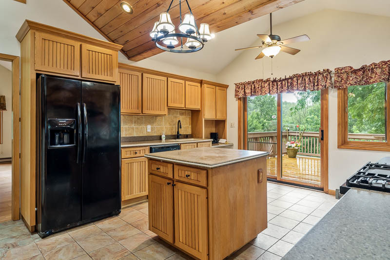 8351 Snaresbrook Road Property Photo 36