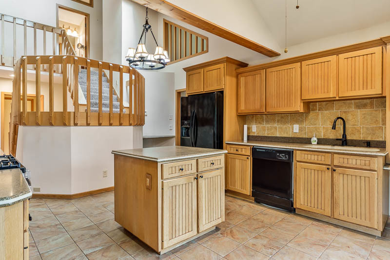 8351 Snaresbrook Road Property Photo 38
