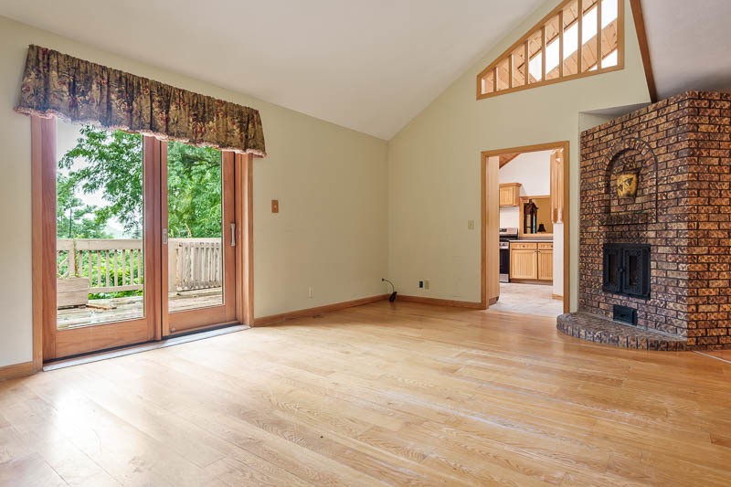 8351 Snaresbrook Road Property Photo 42