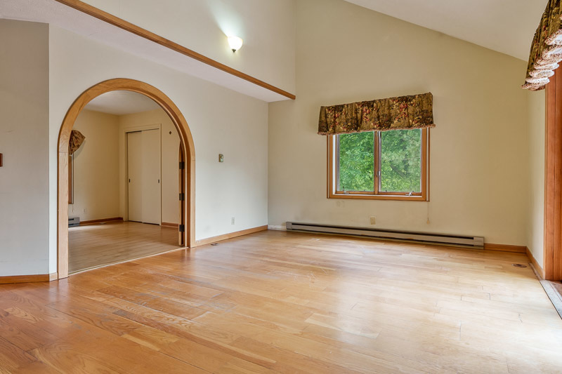 8351 Snaresbrook Road Property Photo 49