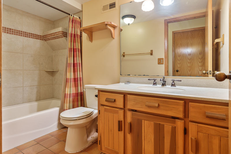 8351 Snaresbrook Road Property Photo 59