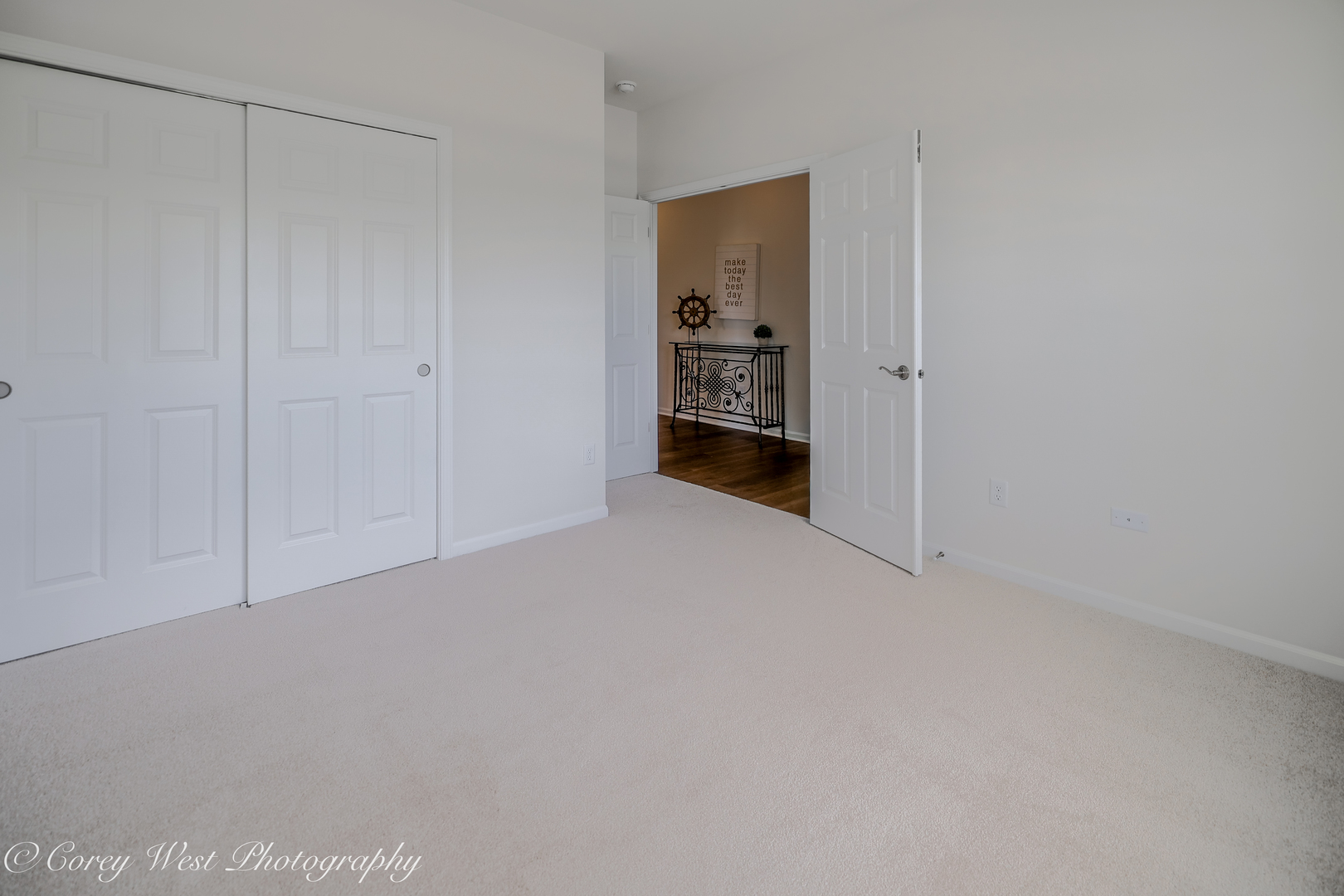 300 N Aspen Drive Property Photo 11