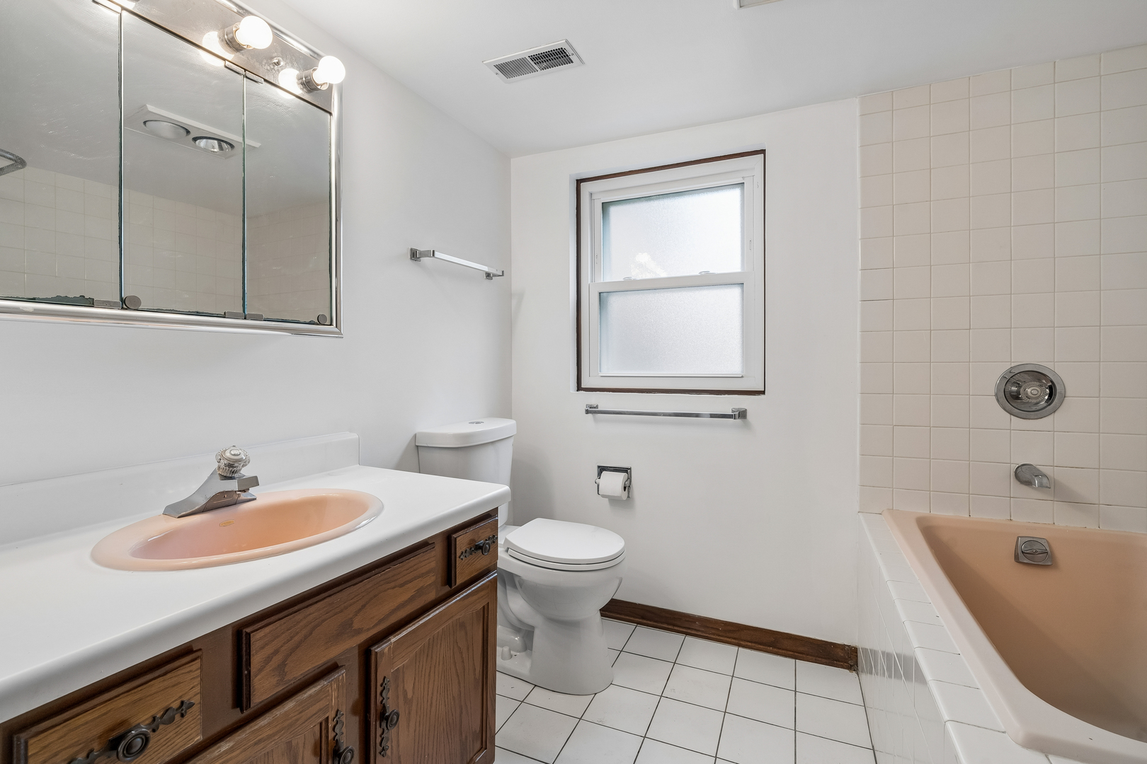 5905 N Oketo Avenue Property Photo 16