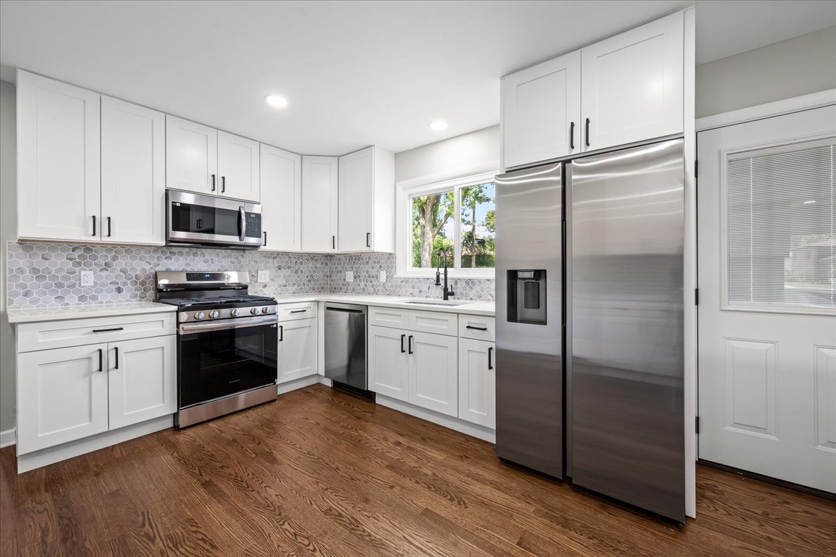 12723694 Property Photo 5