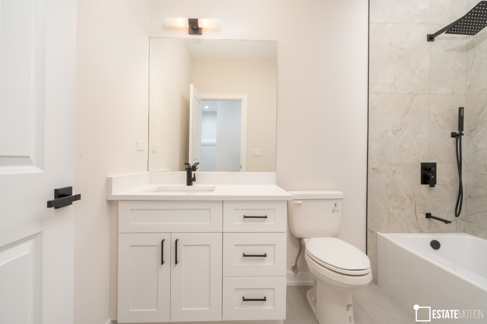 6849 W Belmont Avenue 3 Property Photo 13