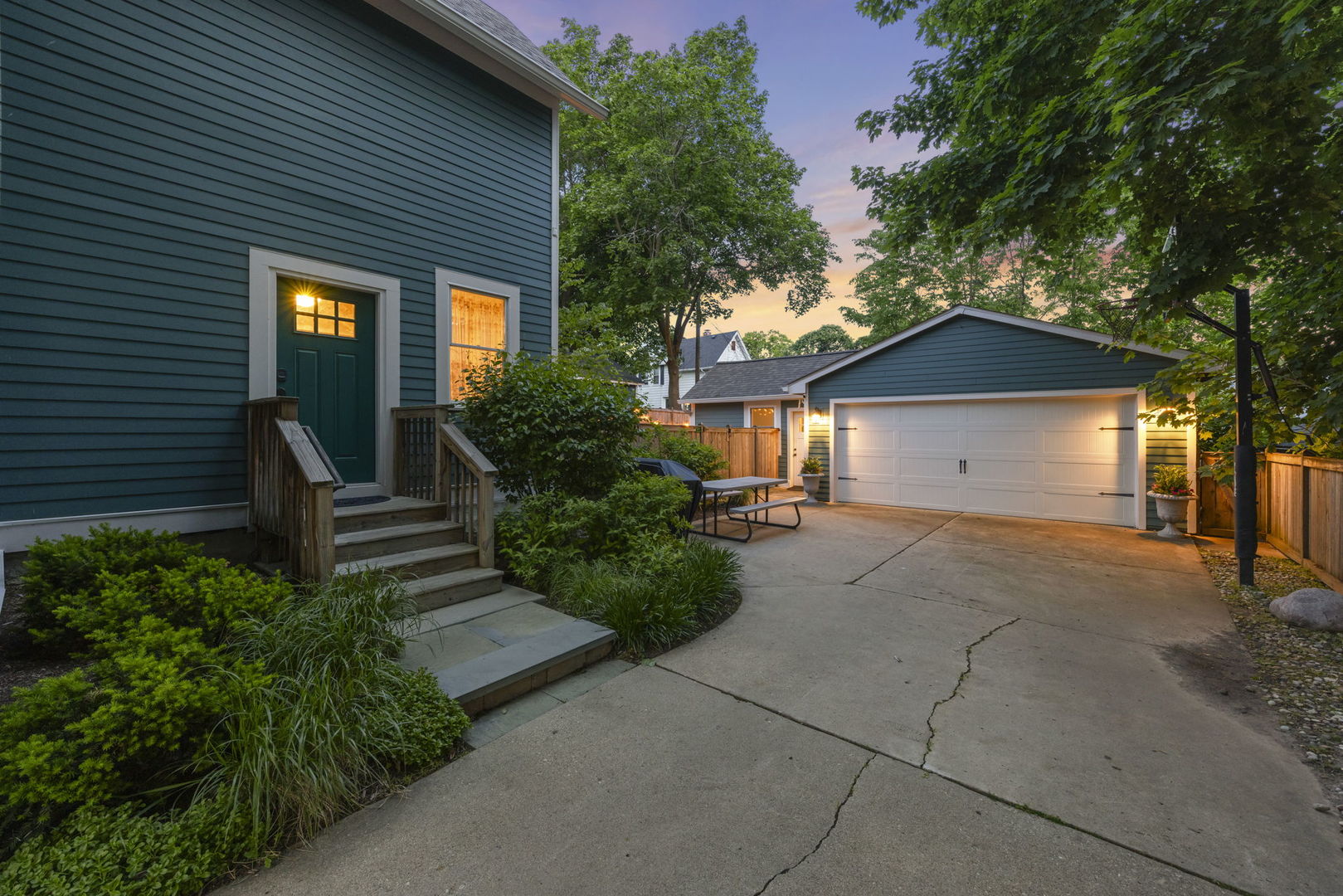 307 Illinois Avenue Property Photo 30