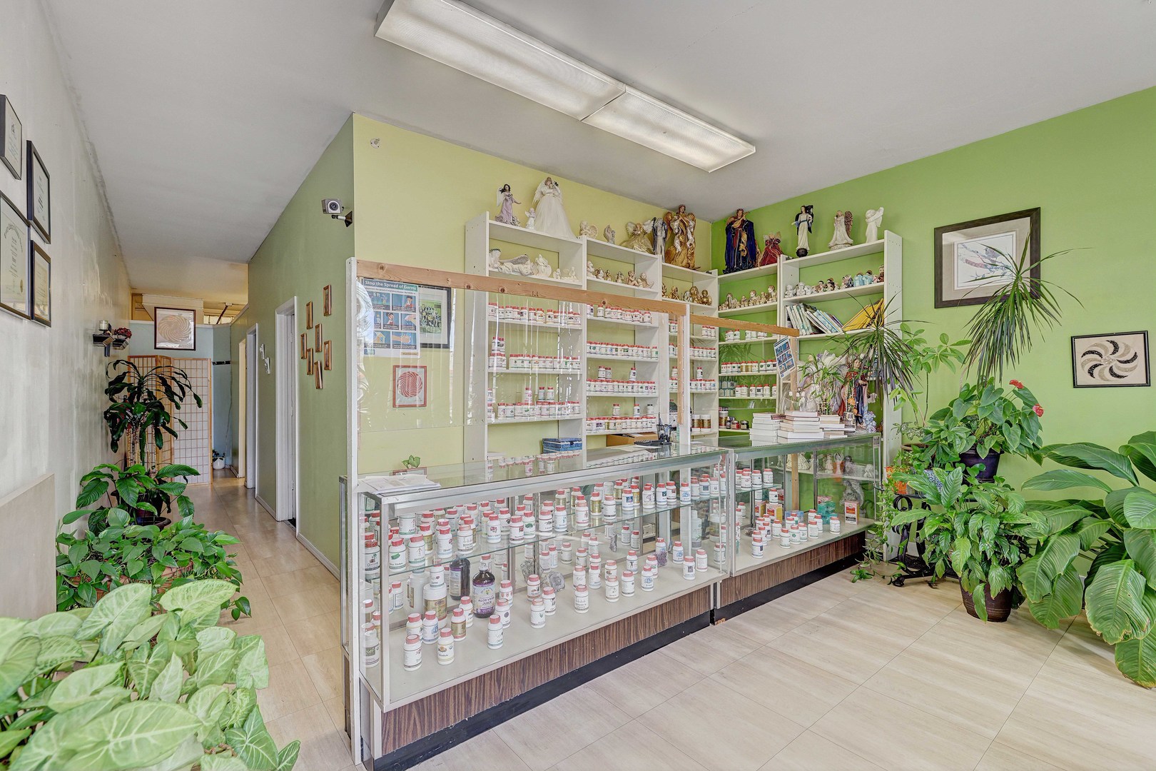 6610-6614 Cermak Road Property Photo 4
