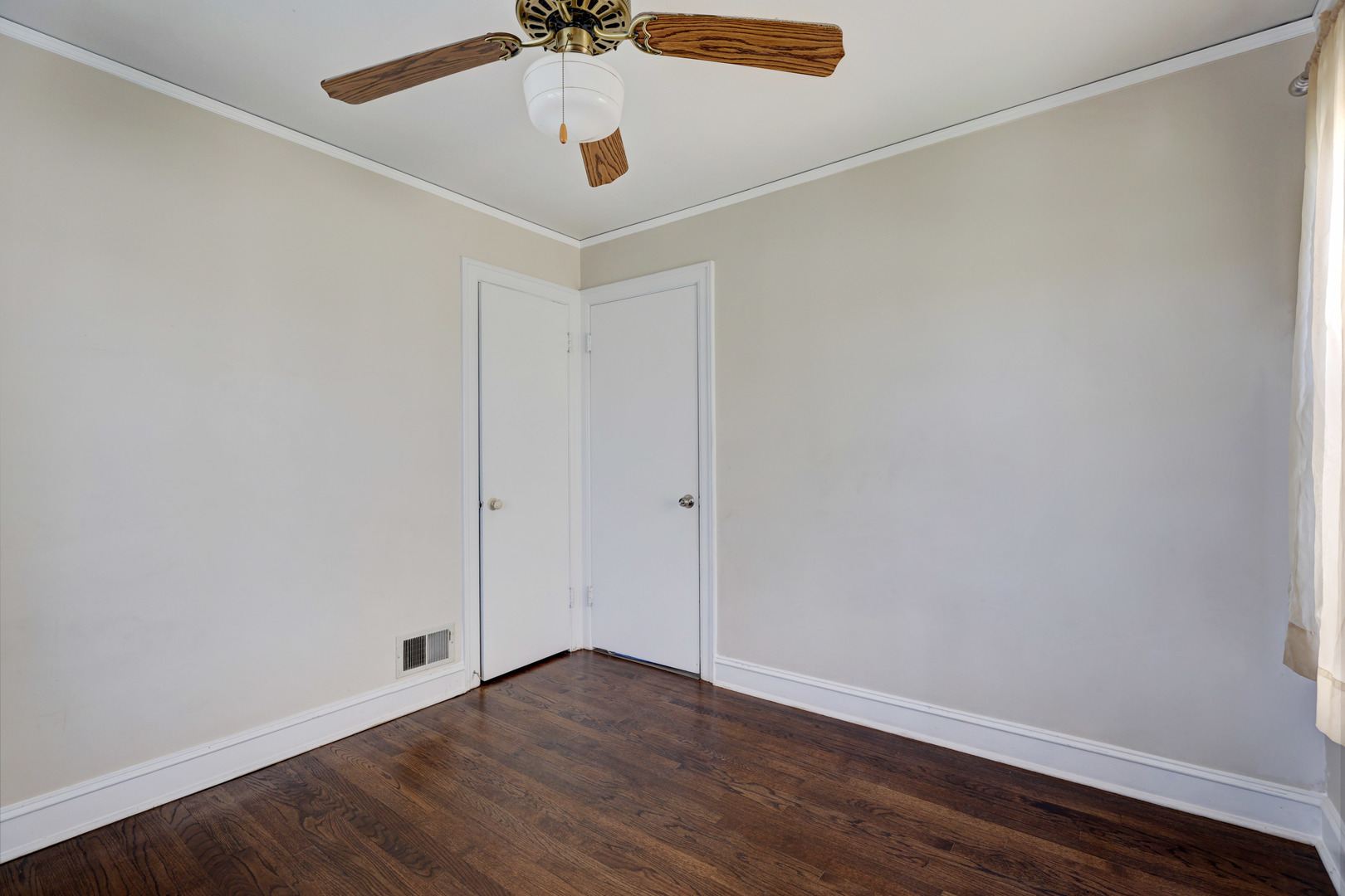 1644 N 73rd Court Property Photo 10