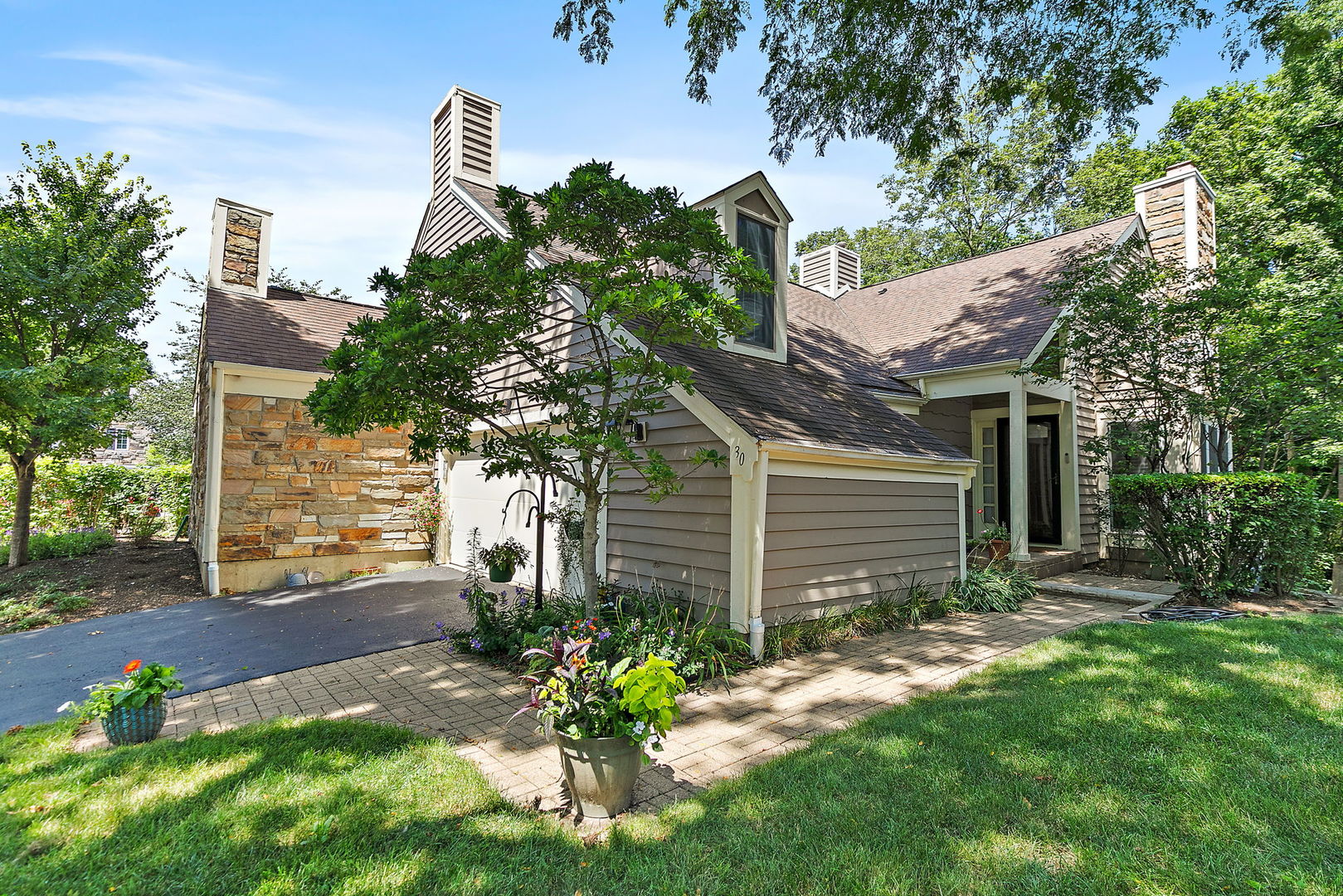 30 Whittington Crse Property Photo 1