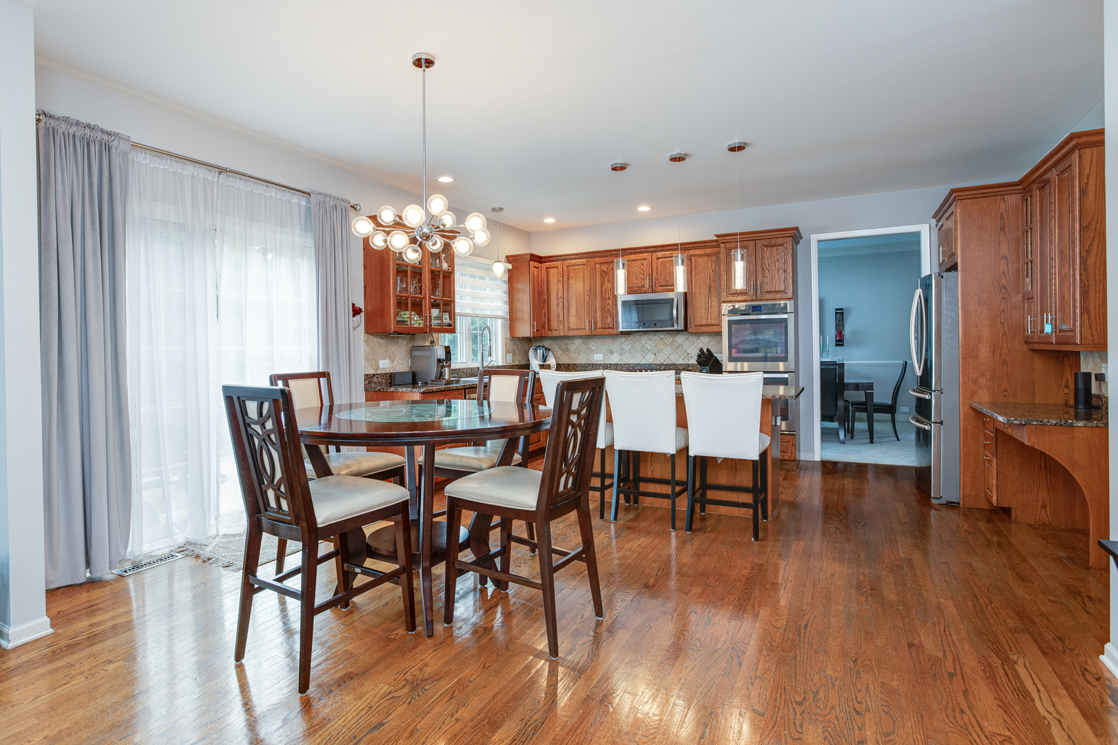 2423 Bainbridge Boulevard Property Photo 7