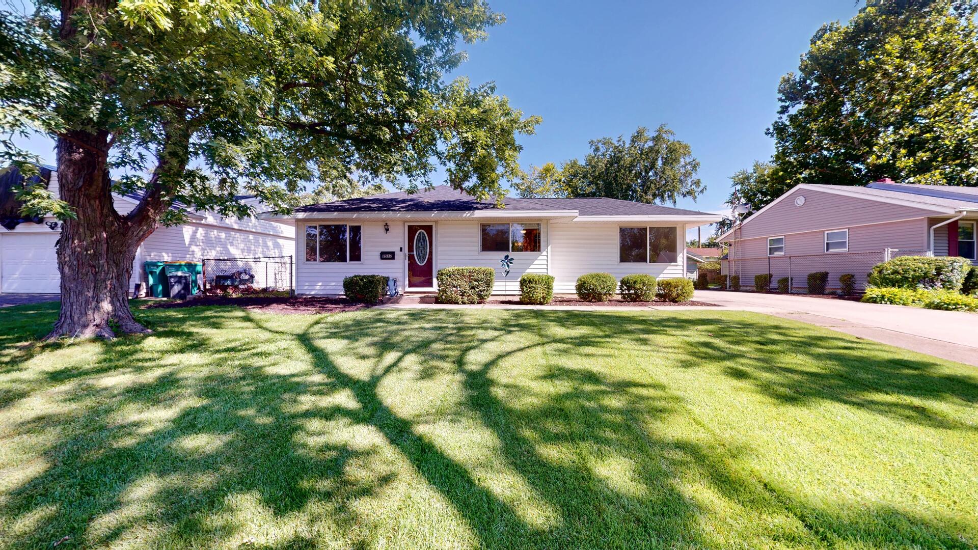 2517 Fairway Drive Property Photo 1