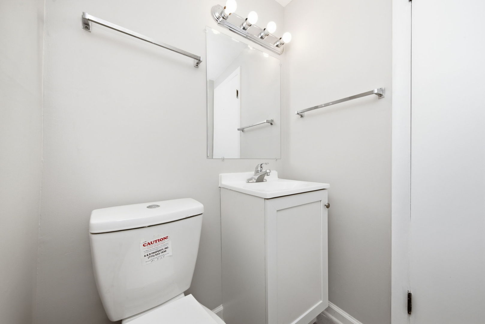 10742 S Prairie Avenue Property Photo 18