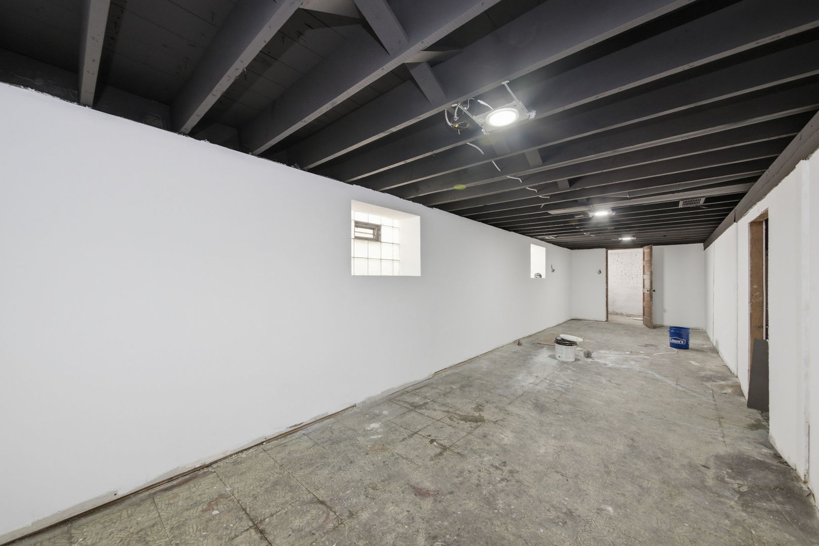 10742 S Prairie Avenue Property Photo 23