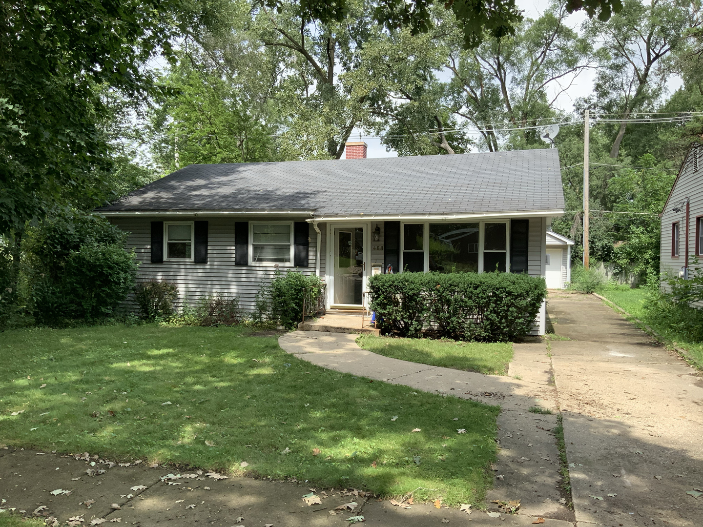 468 N Lakeshore Drive Property Photo 1