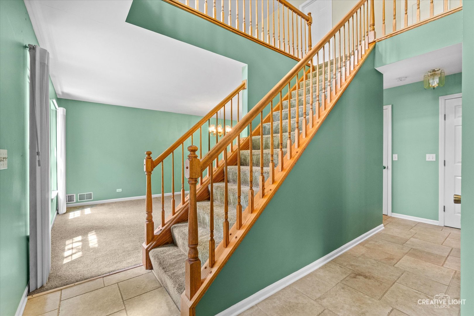 1404 Laurel Oaks Drive Property Photo 2