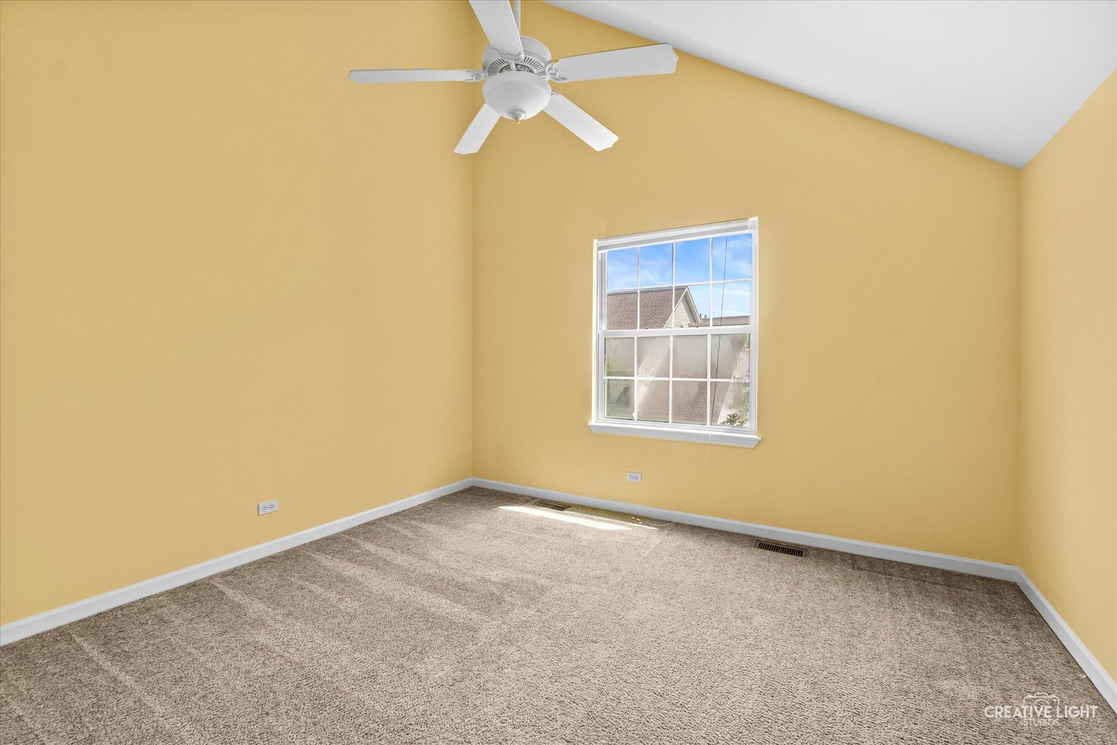 1404 Laurel Oaks Drive Property Photo 11