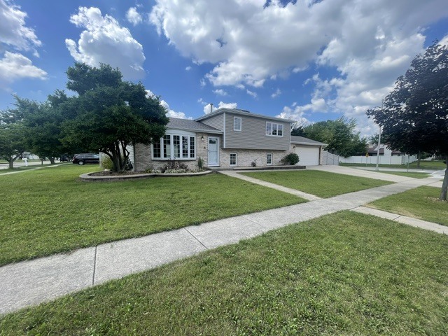 793 Six Pines Drive Property Photo 1