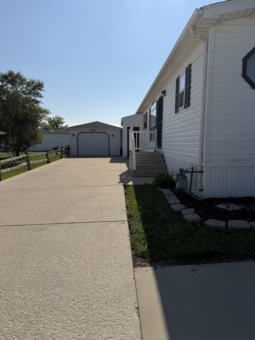 22943 S Big Run Drive Property Photo 3