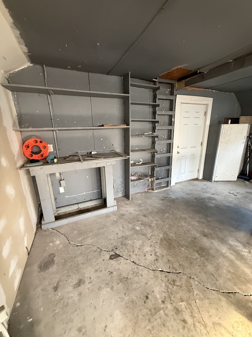 810 E 7th Street Property Photo 15