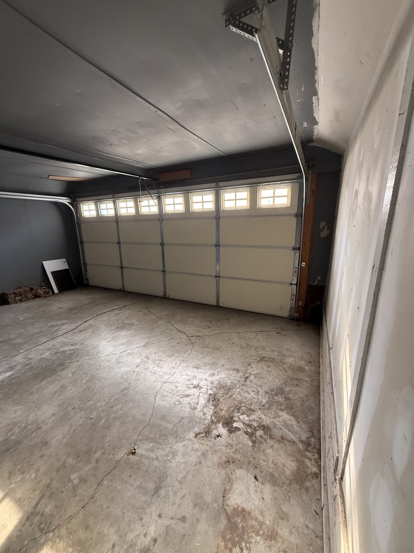 810 E 7th Street Property Photo 16