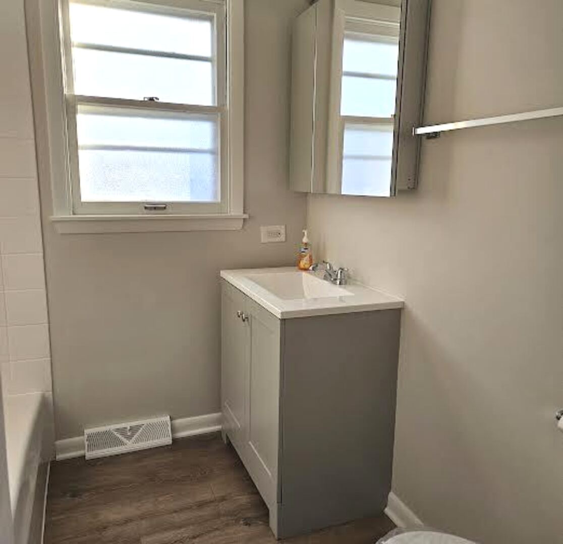 914 Hillside Avenue 1 Property Photo 10