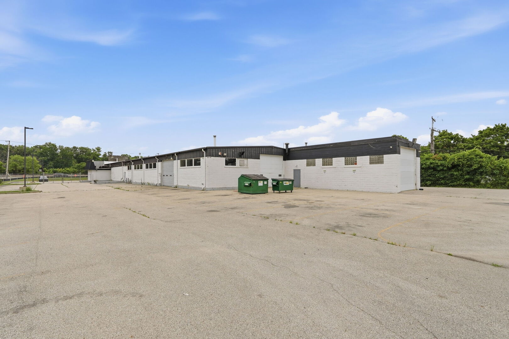 1030 S Milwaukee Avenue Property Photo 37