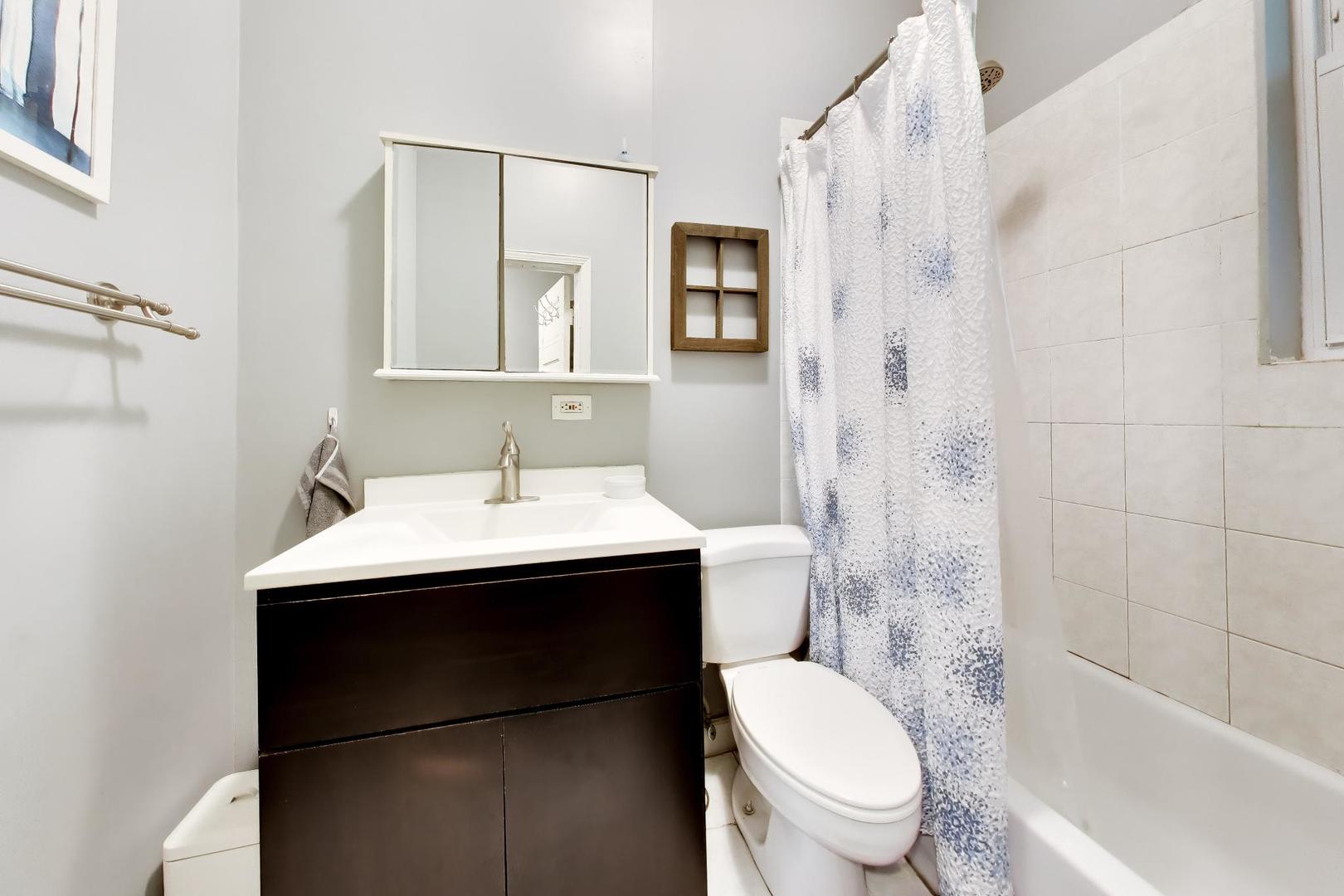 3501 N Damen Avenue Property Photo 11
