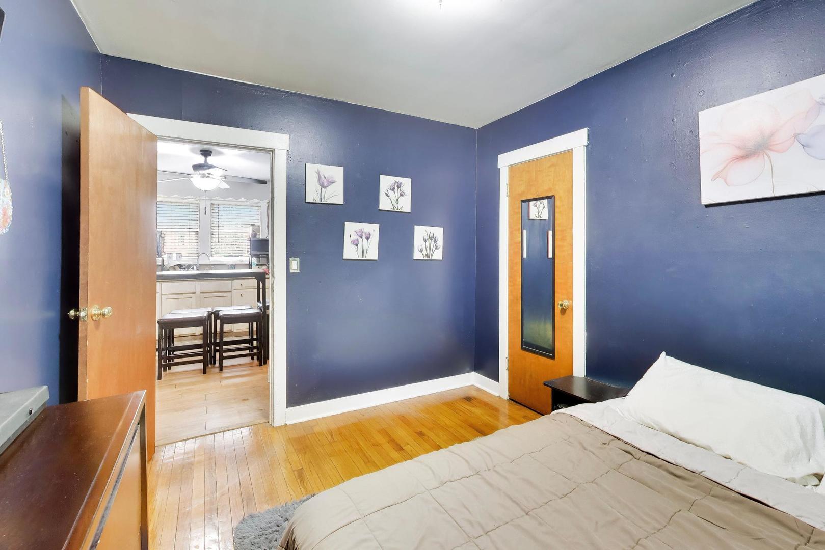 3501 N Damen Avenue Property Photo 24