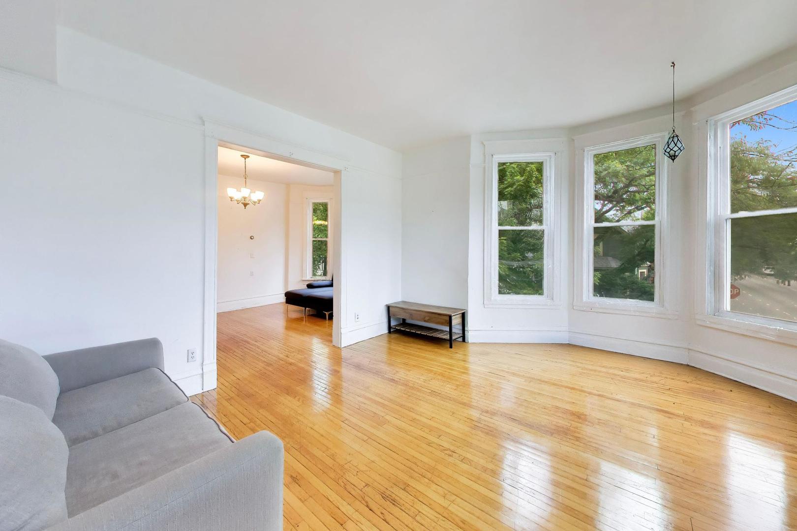3501 N Damen Avenue Property Photo 27