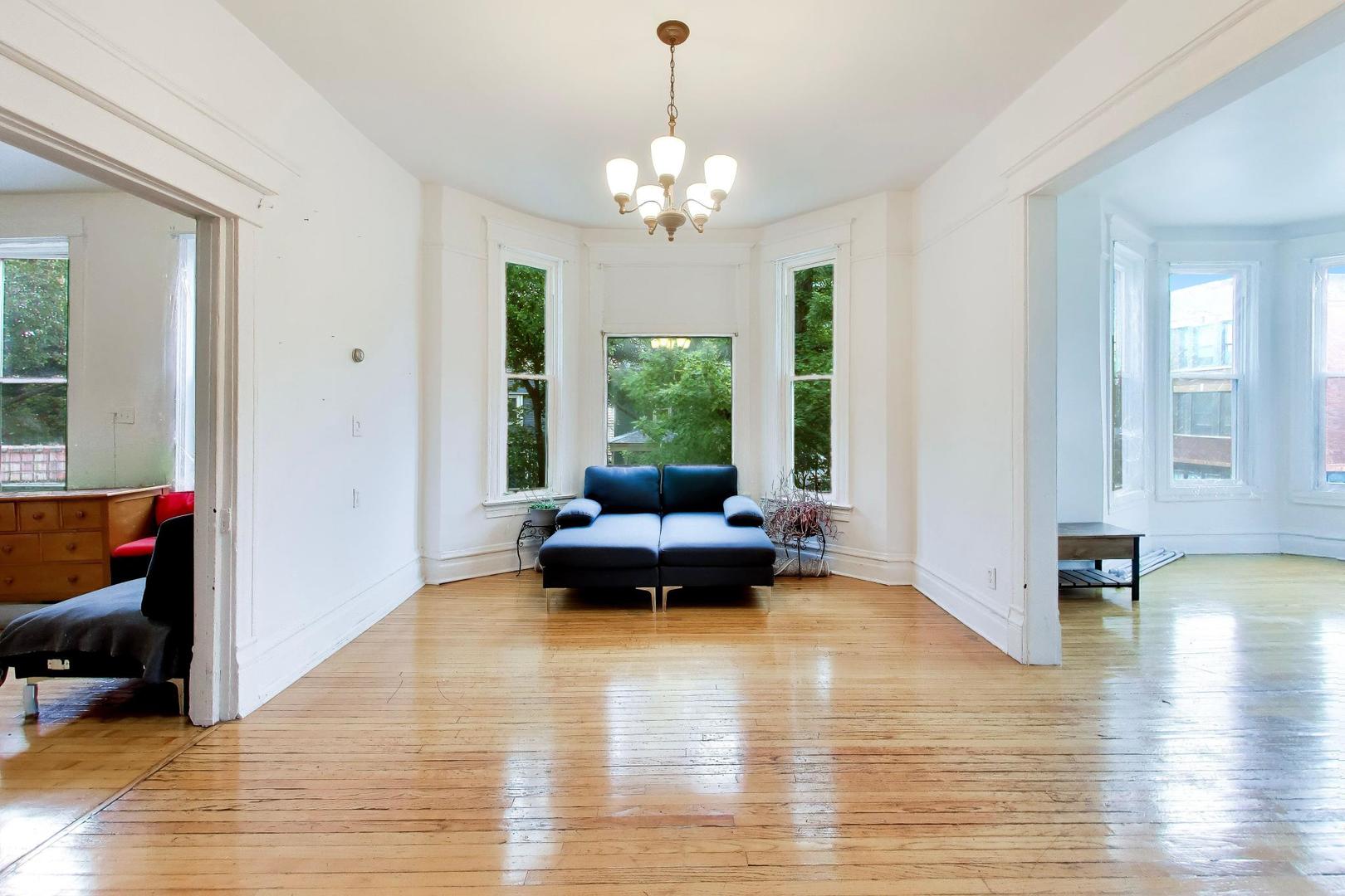 3501 N Damen Avenue Property Photo 29
