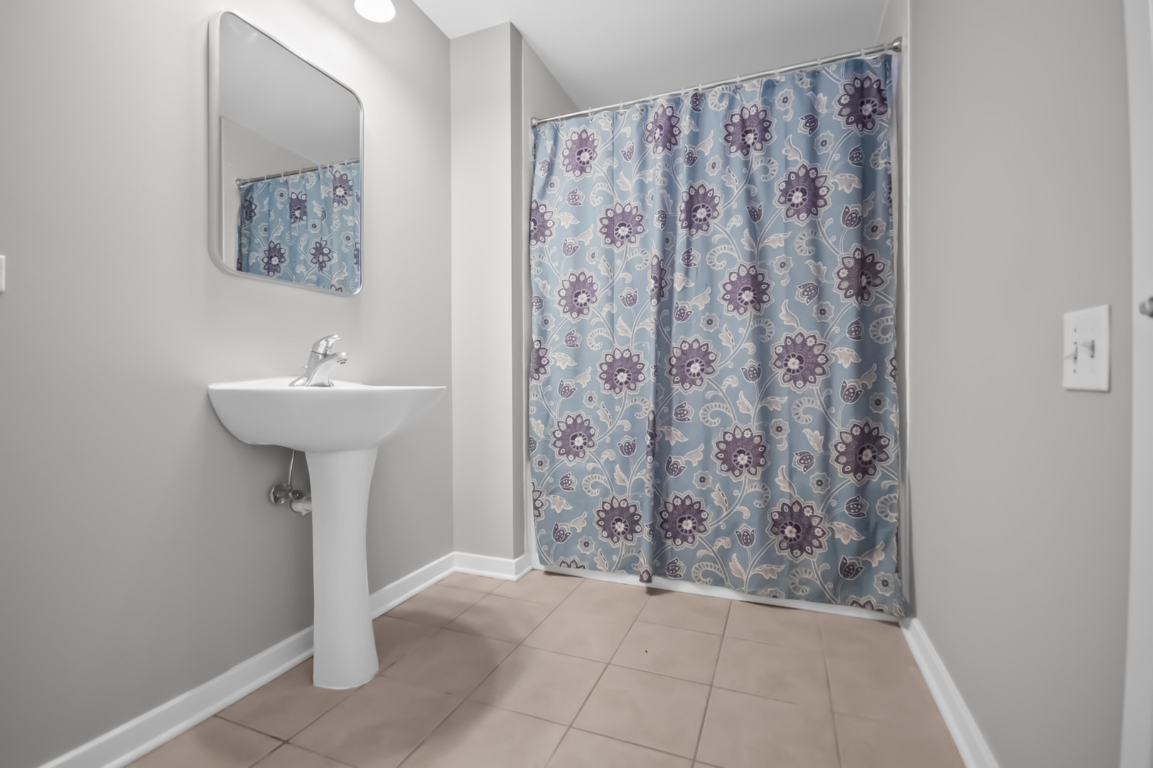 515 N Harlem Avenue 203 Property Photo 14