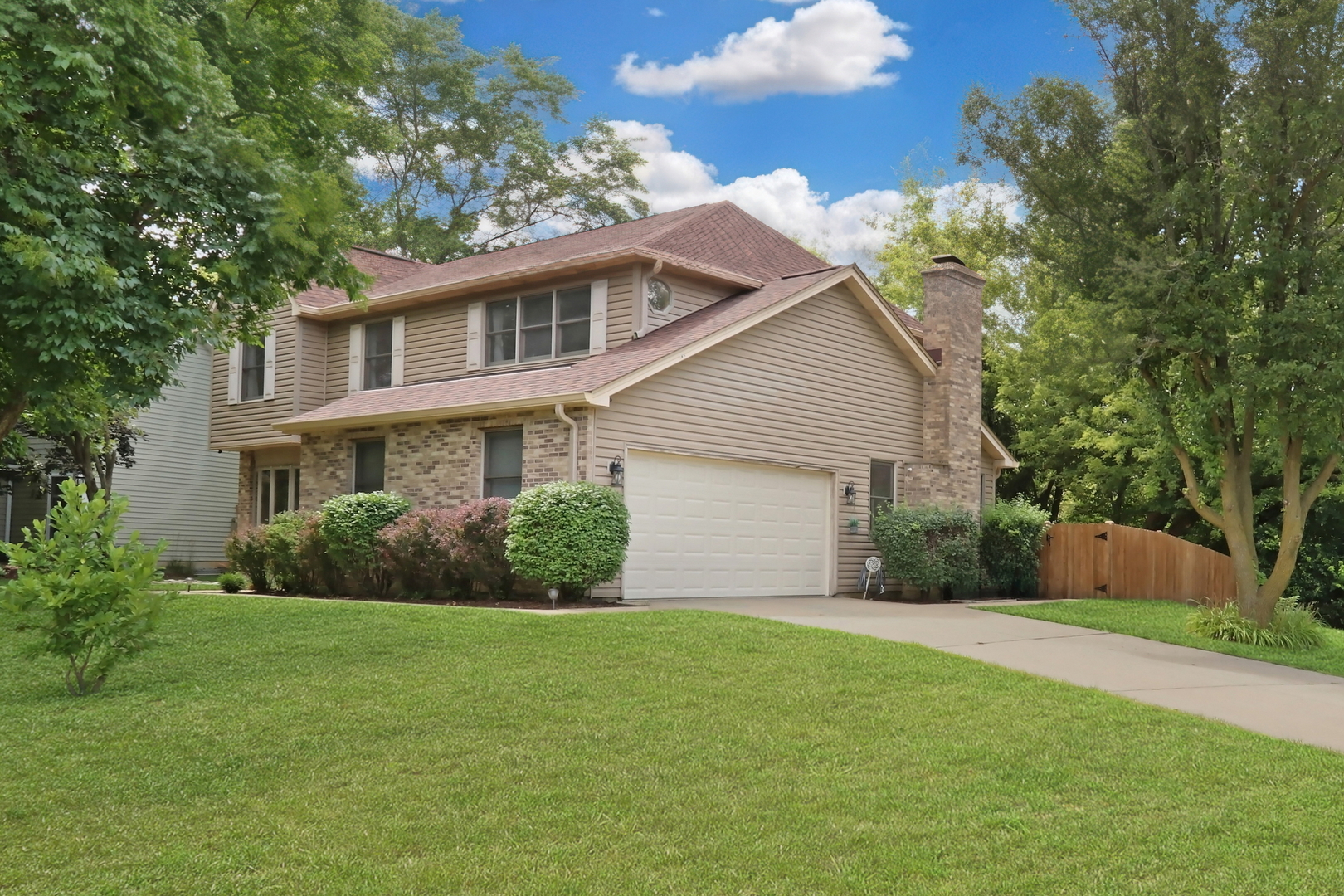 400 Cross Arm Drive Property Photo 1