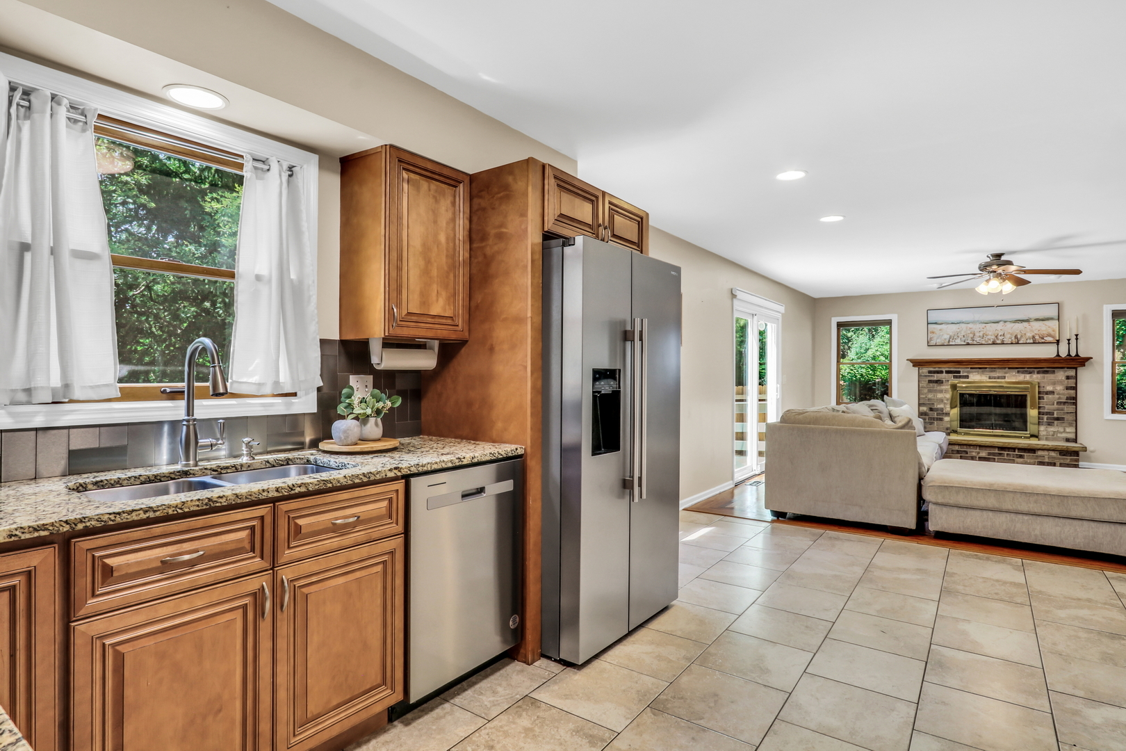 400 Cross Arm Drive Property Photo 16