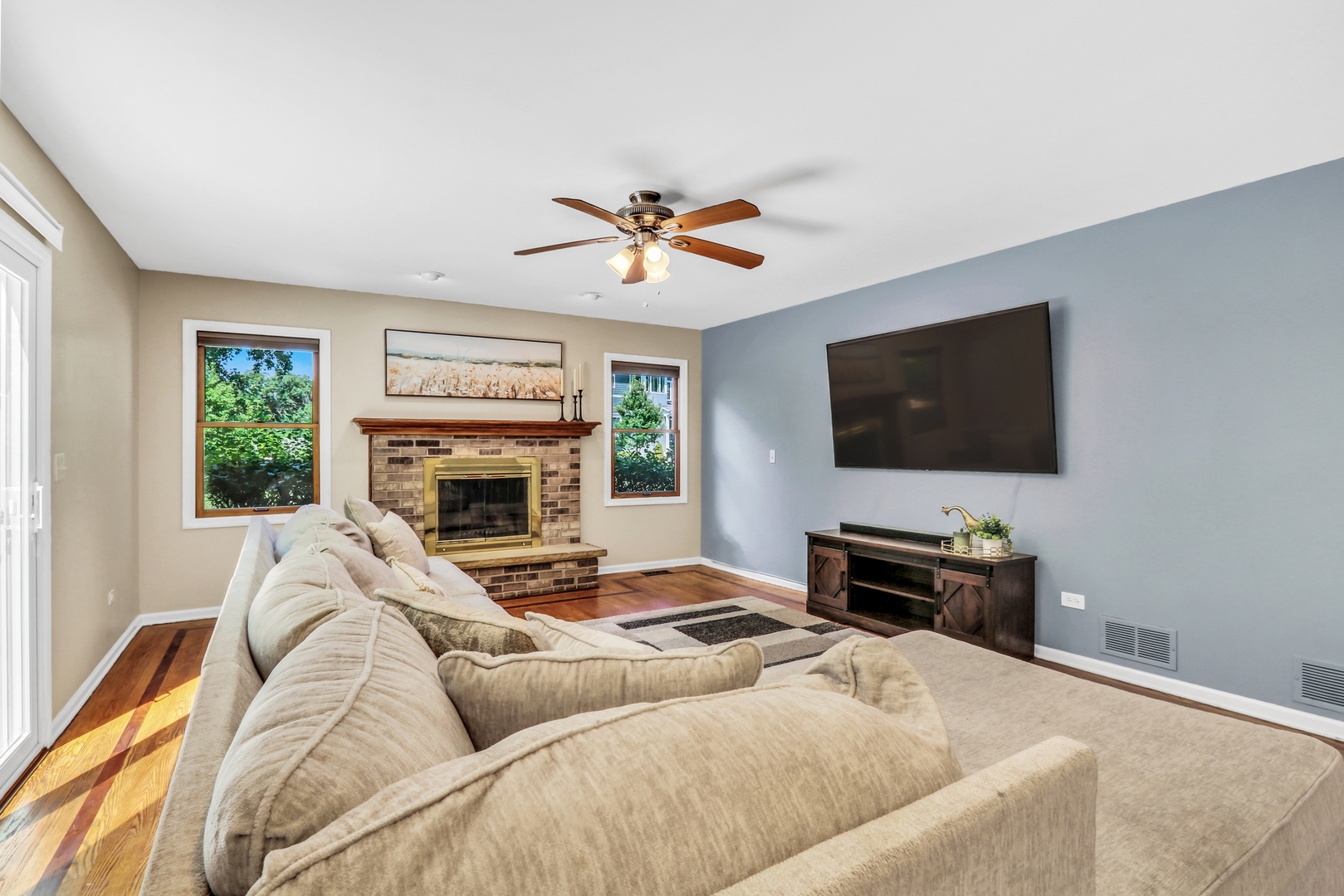 400 Cross Arm Drive Property Photo 17