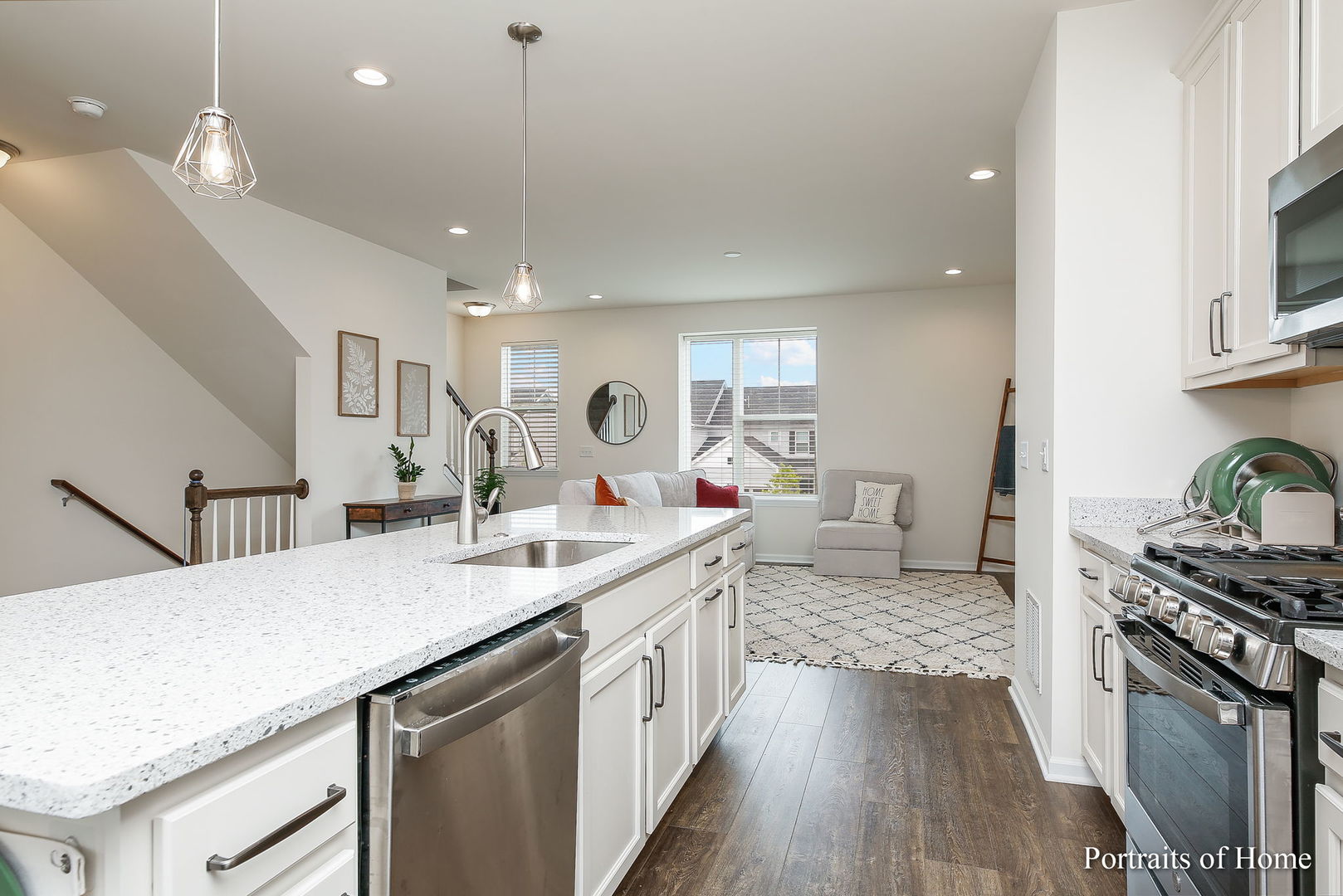 4169 Calder Lane Property Photo 8