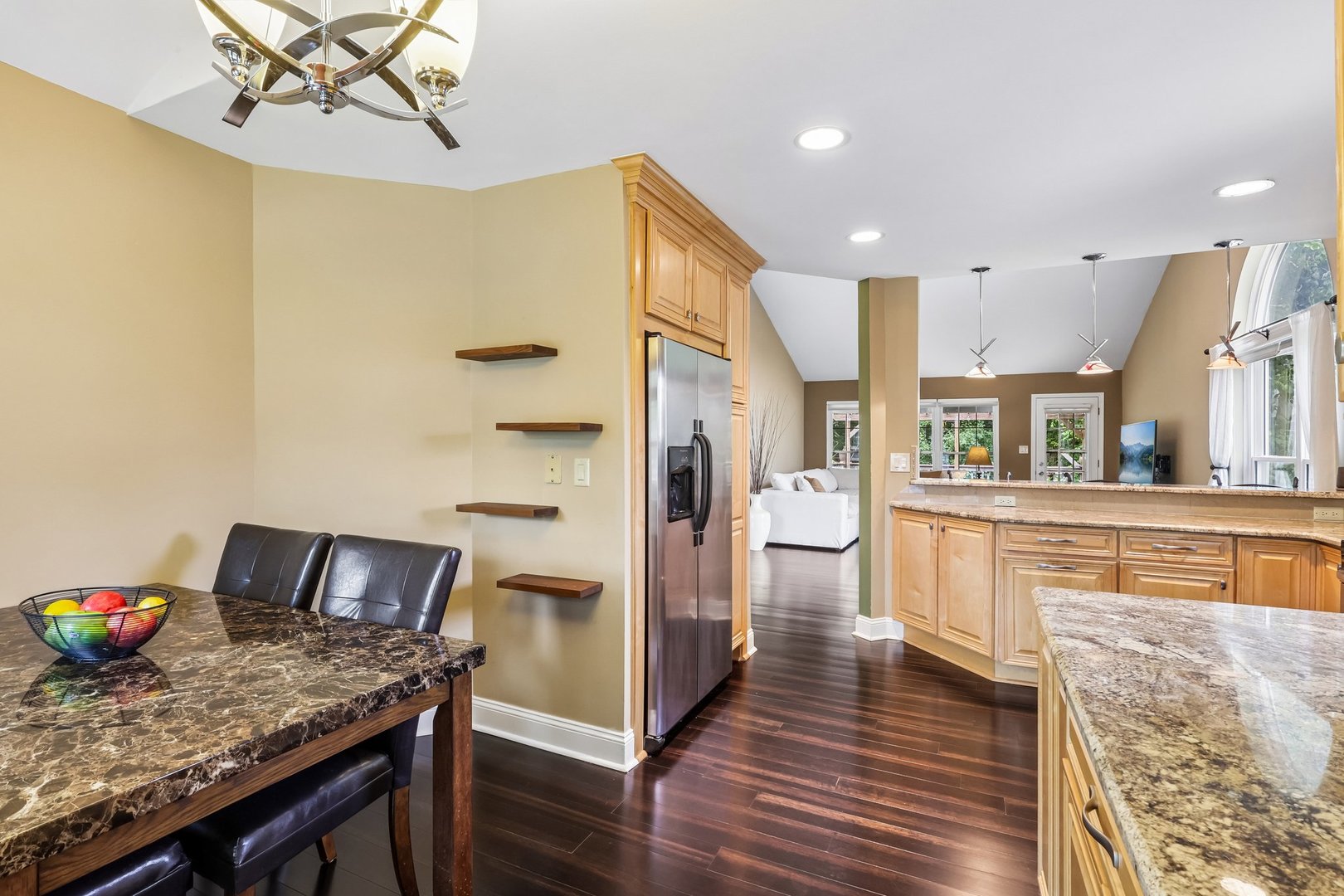 442 Harbor Drive Property Photo 8