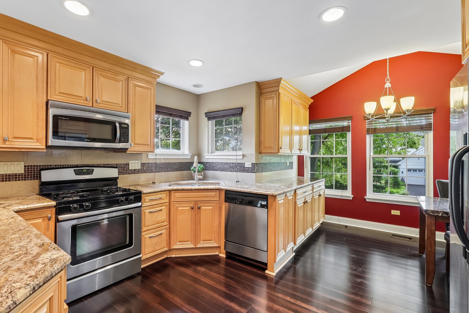 442 Harbor Drive Property Photo 10