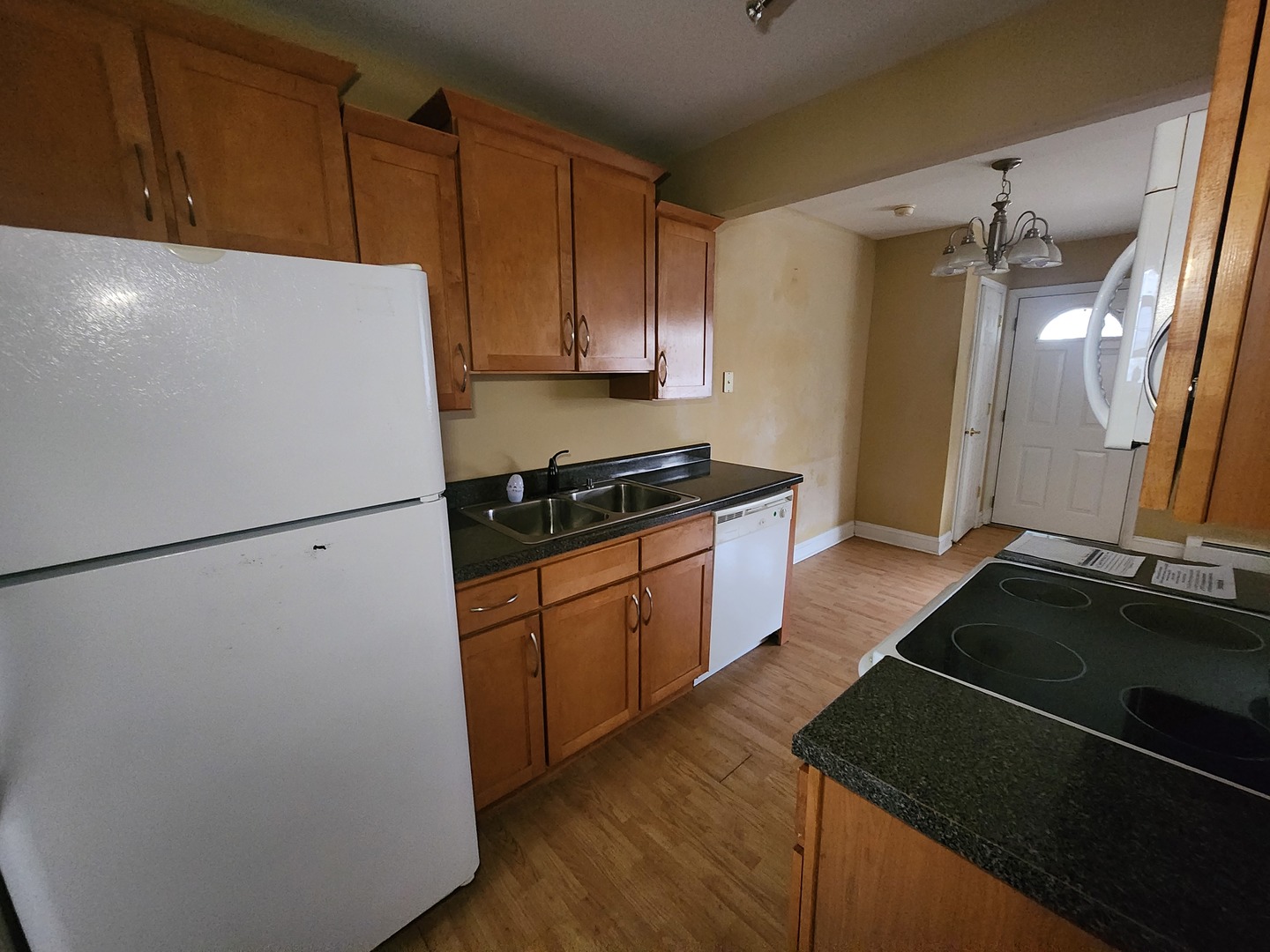 4215 S Harlem Avenue 3 Property Photo 6