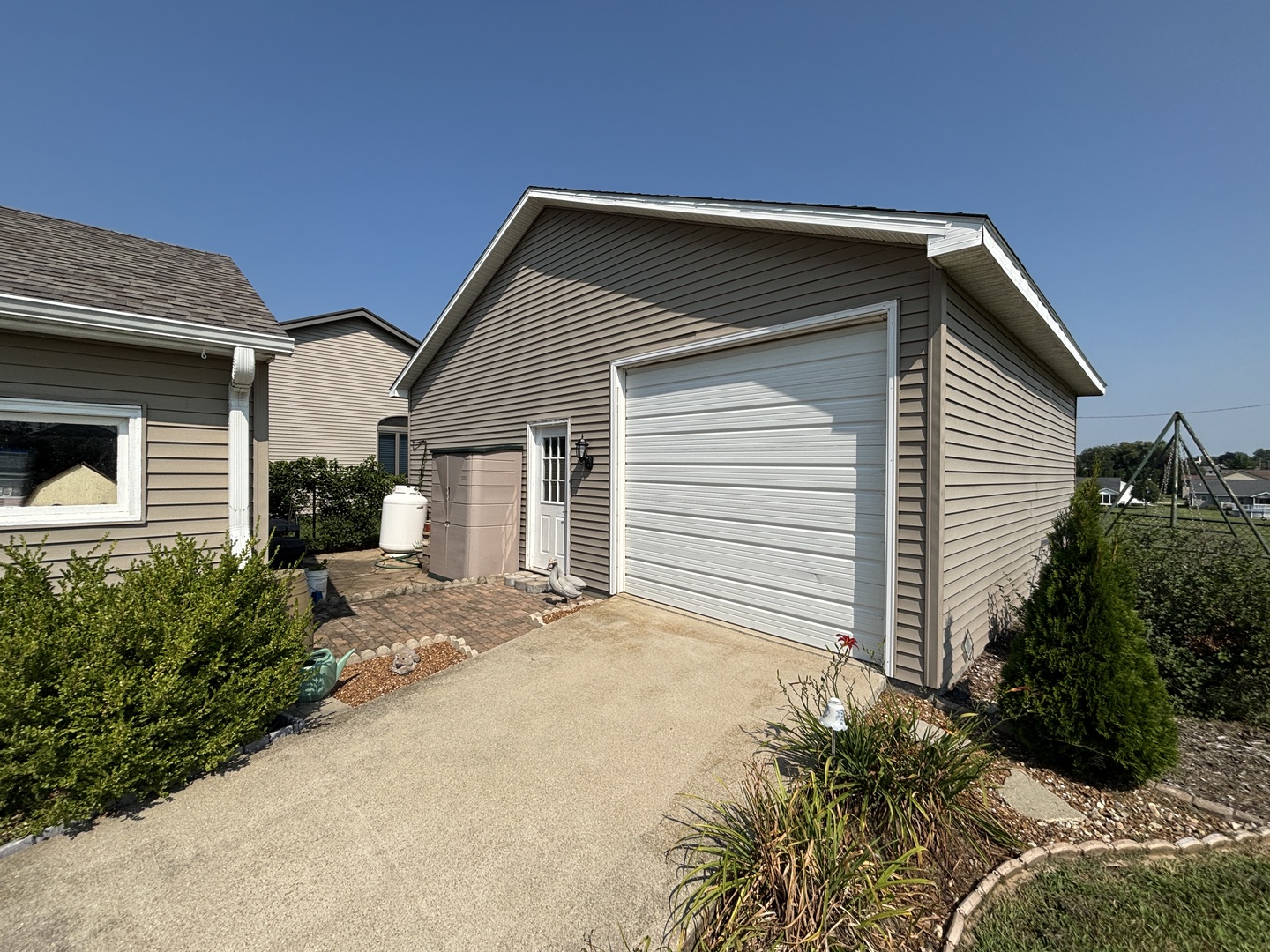 921 7th Avenue Property Photo 5
