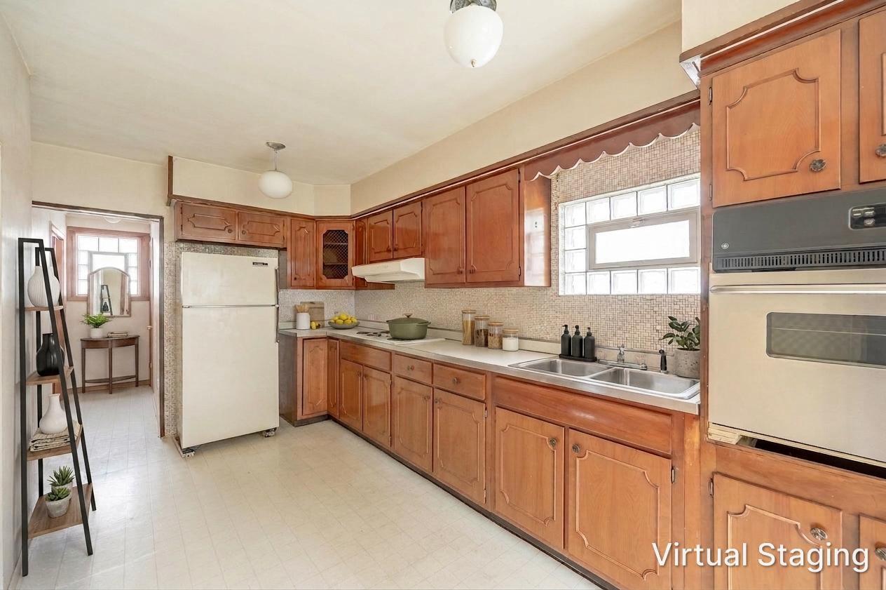 3128 N Major Avenue Property Photo 4