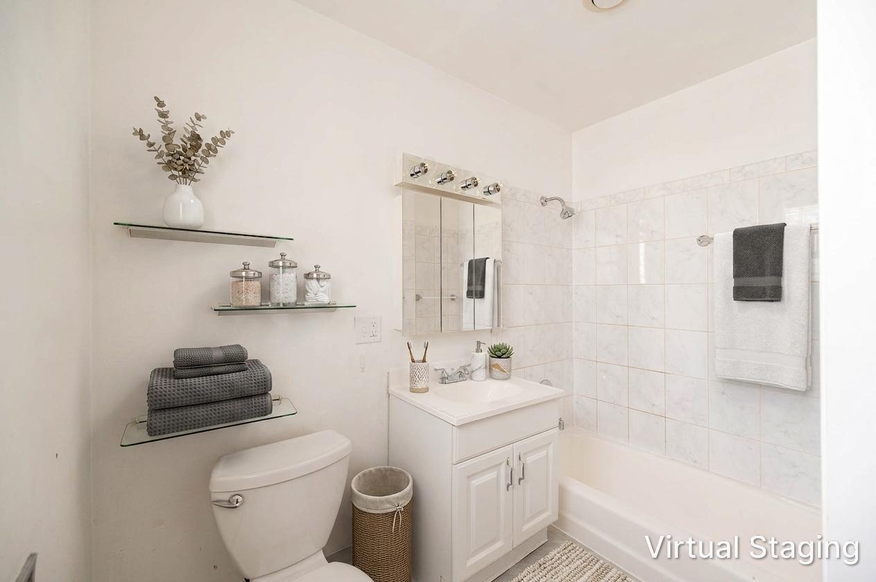 3128 N Major Avenue Property Photo 5