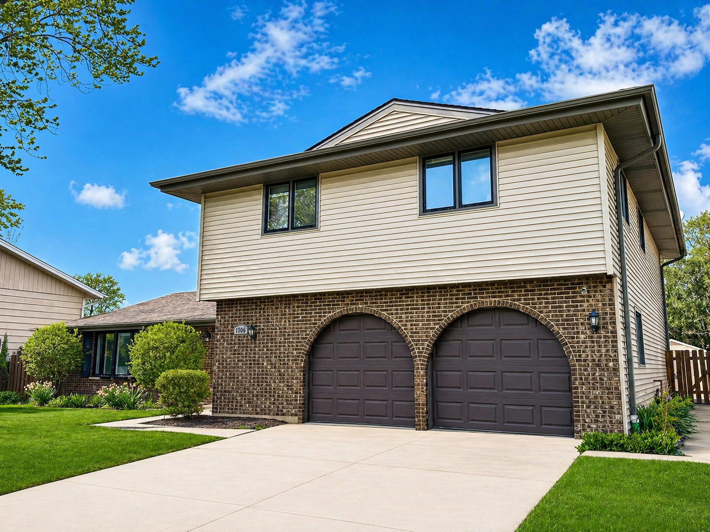 1106 WESTFIELD Lane Property Photo 1
