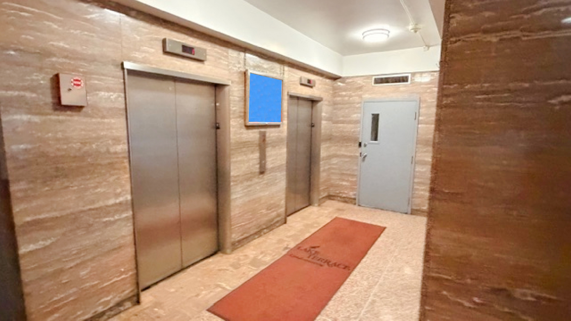7337 S South Shore Drive 1424 Property Photo 5